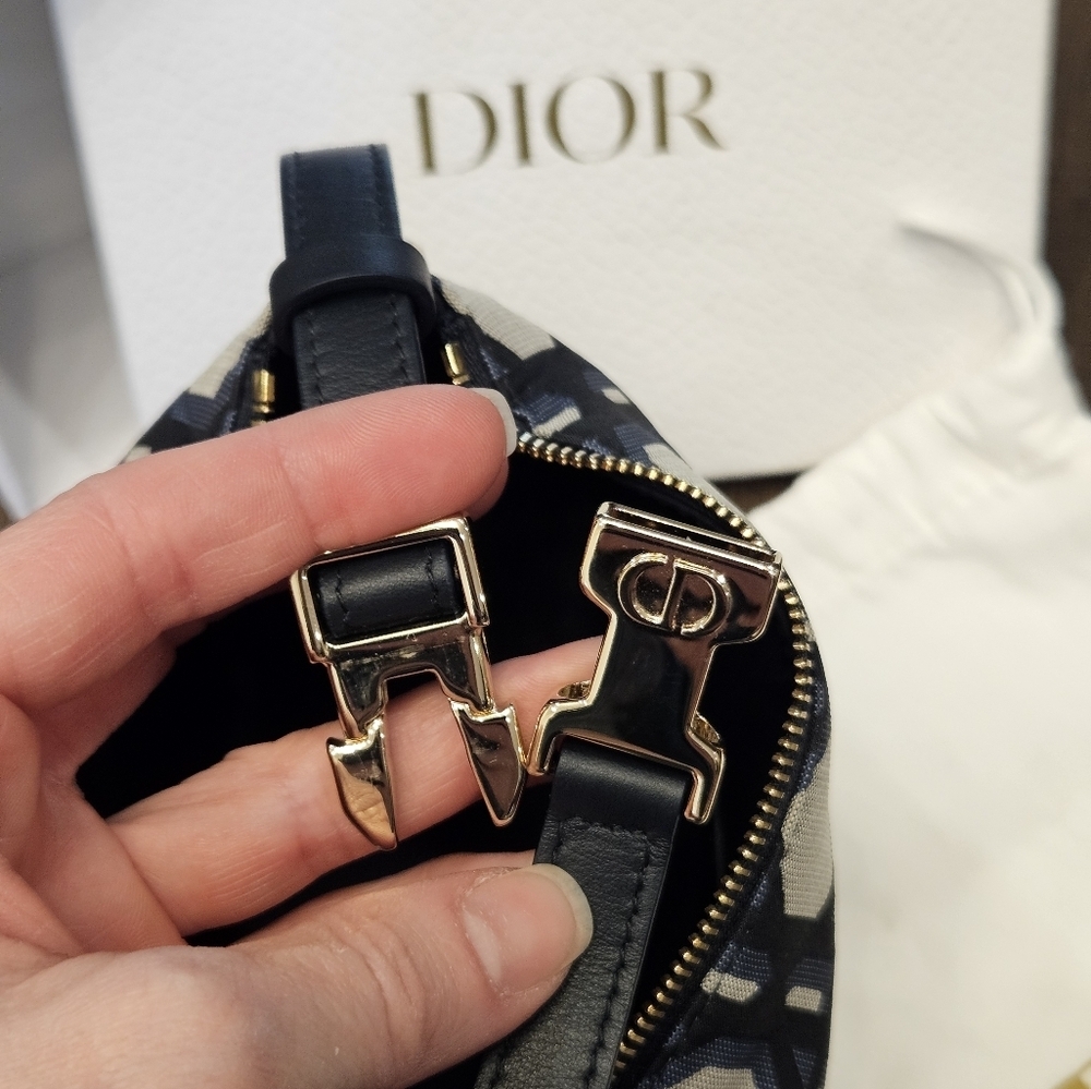Authentic Christian Dior DiorTravel Nomad Pouch Small Blue Macrocannage Canvas - Picture 12 of 16